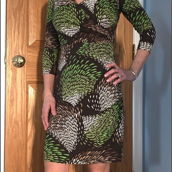Ann Taylor Loft printed wrap dress - Picture 2 of 2
